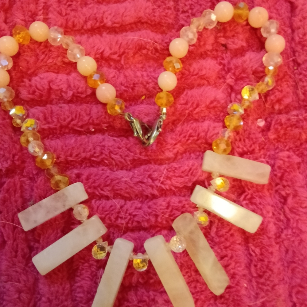 Elegant Gold and Cream Beaded Necklace